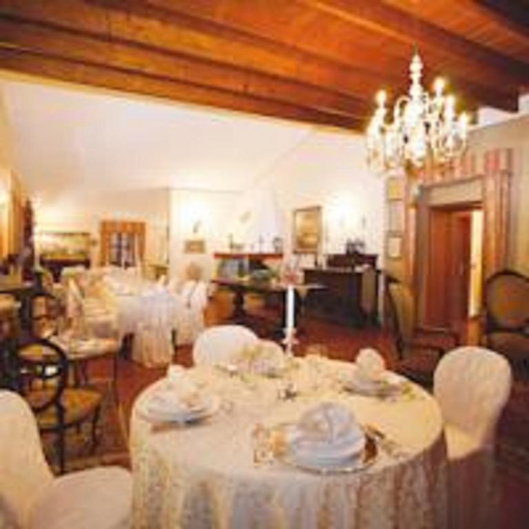 Отель Castello D'Abruzzo Рипа-Театина Экстерьер фото